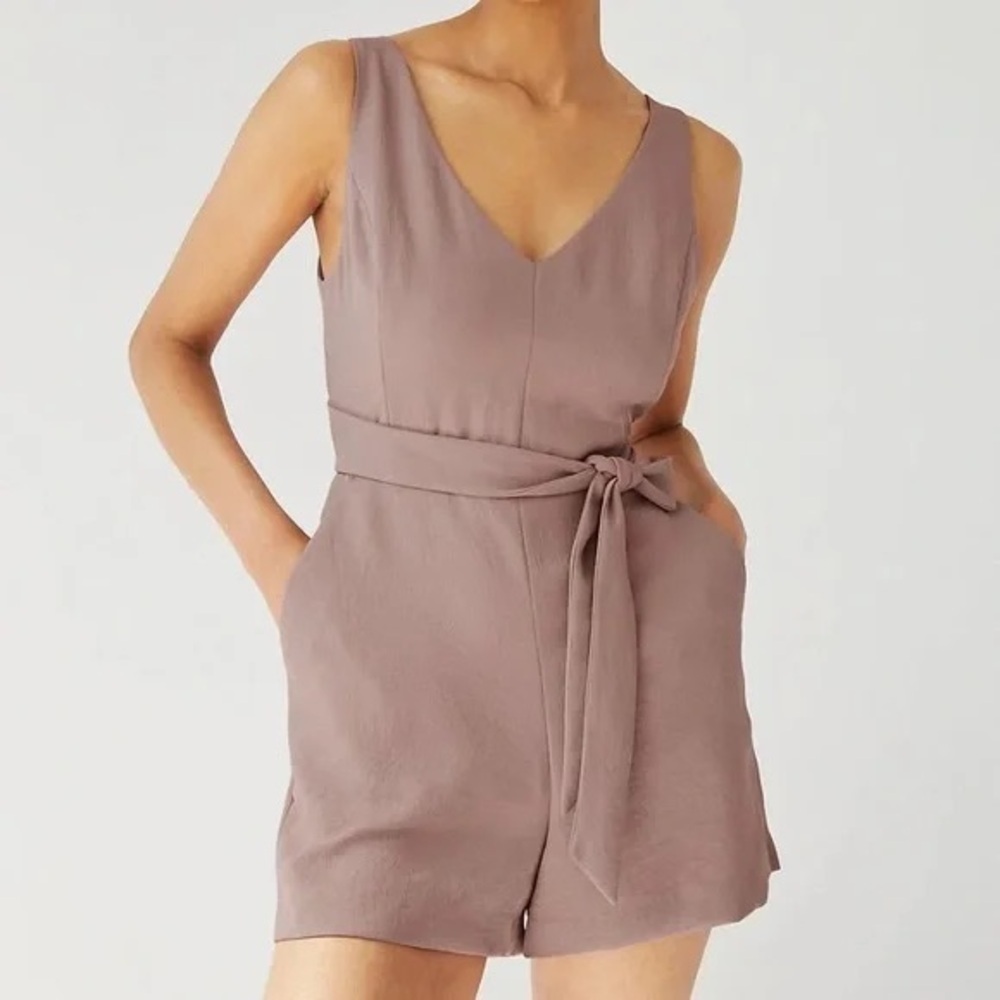 Aritzia Wilfred New Écoulement Romper